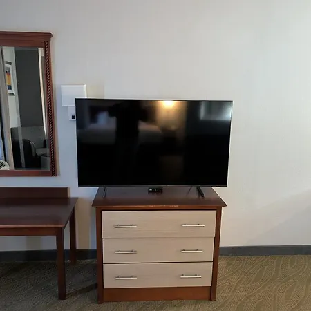 Wingate By Wyndham Chesapeake-3