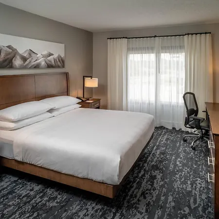 Delta Hotels By Marriott Huntington Mall-2