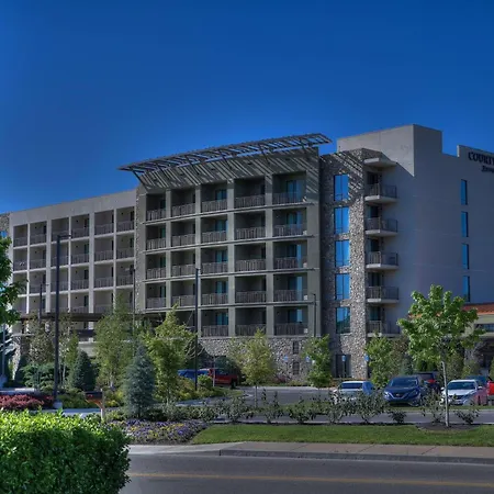 Courtyard By Marriott Pigeon Forge-3