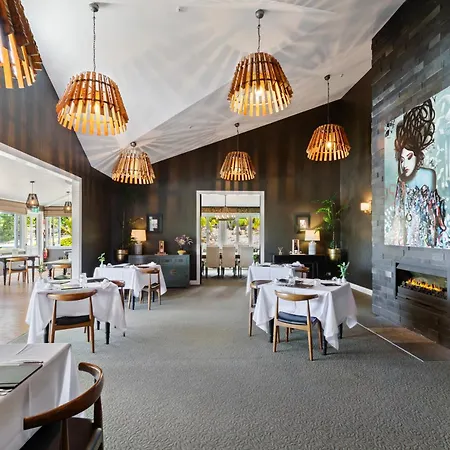 Woodhouse Mountain Lodge-3