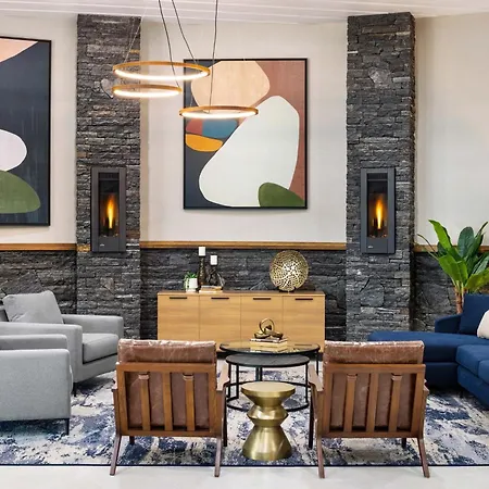 Delta Hotels By Marriott Grande Prairie Airport-3