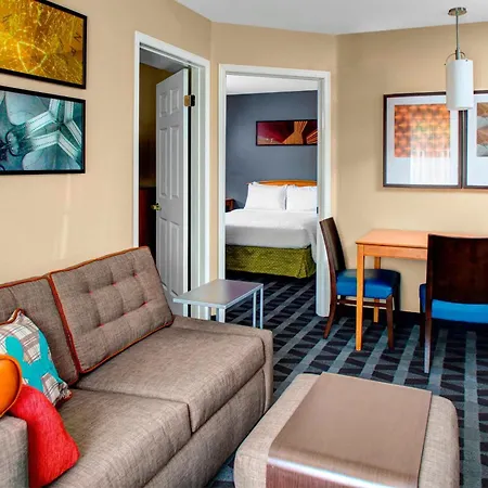 Towneplace Suites Fresno-3