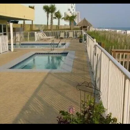 Beautiful Beachfront Views - The Retreat At Emerald Isle-3