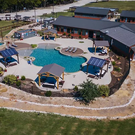 Tiny Home Resorts-3