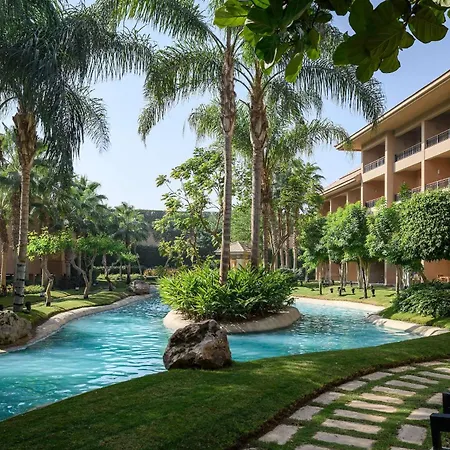 Dusit Thani Lakeview Cairo-3