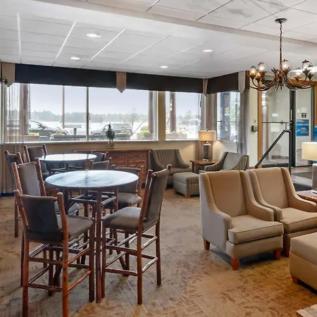 Best Western Plus Concord Inn-2