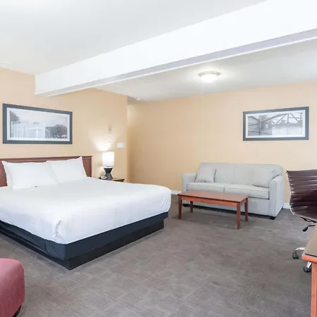 Sandman Hotel Castlegar-2