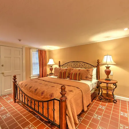 Casa De Solana Bed And Breakfast-3