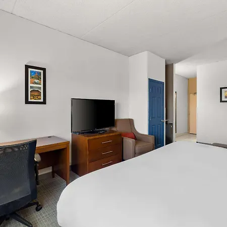 Comfort Inn & Suites Near Kino Sports Complex-2