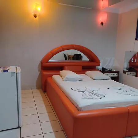 Capri Motel-3