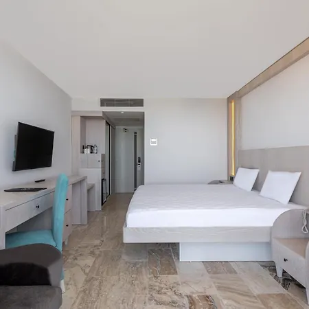 Sunrise Queen Luxury Hotel-2