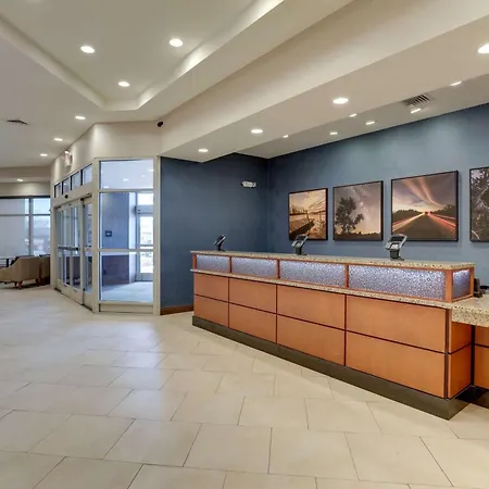 Drury Plaza Hotel Mt Vernon-2