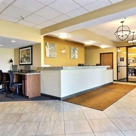 Quality Inn Thief River Falls-2