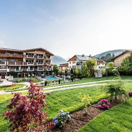 Mirabell Dolomites Hotel-3