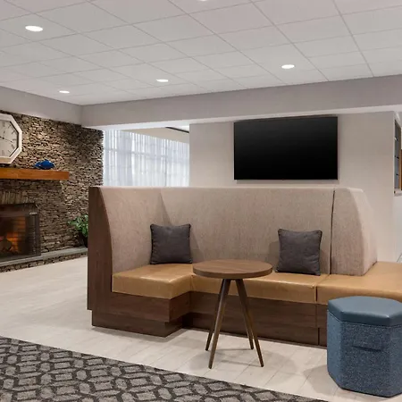 Hampton Inn Bloomsburg-2