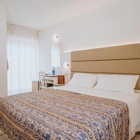 Hotel Gabriella-3