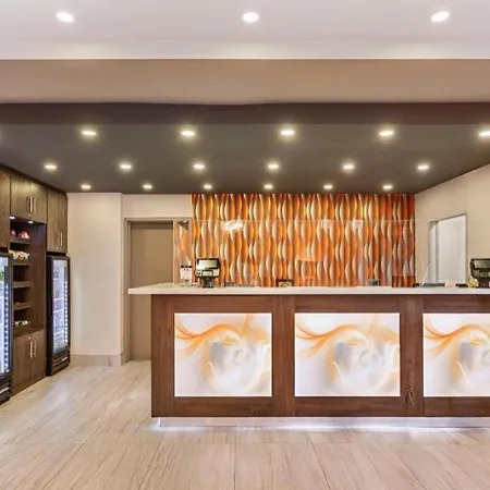 Best Western Plus Executive Inn-3