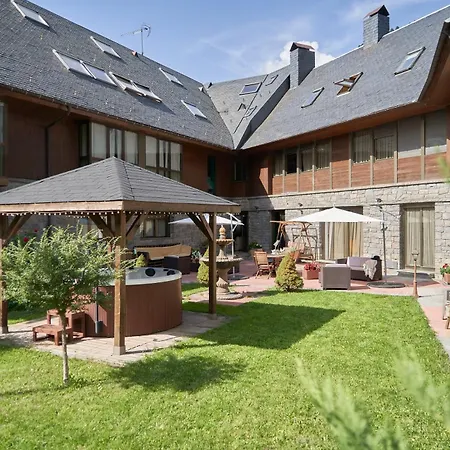 Gran Chalet Hotel & Petit Spa-3