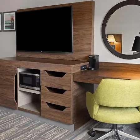 Hampton Inn Cleveland-Airport/Tiedeman Road-2