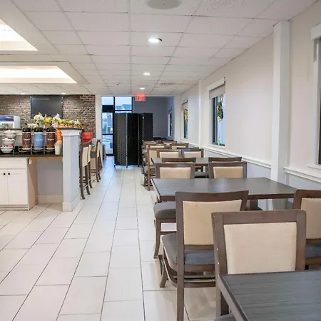 Comfort Inn Hyannis - Cape Cod-2