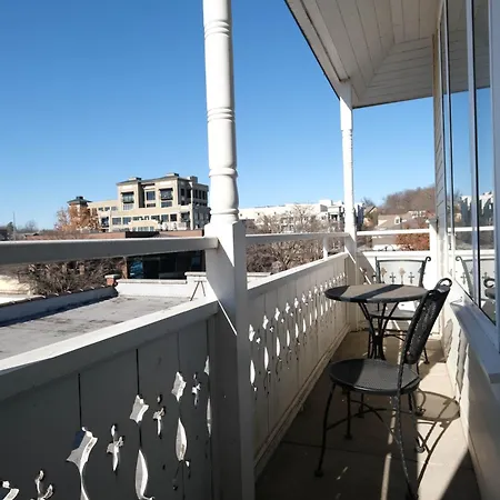 Dickson Street Inn-3