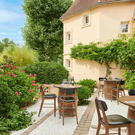 Château Hôtel Grand Barrail-2