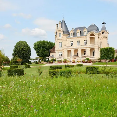 Chateau Hotel Grand Barrail-2