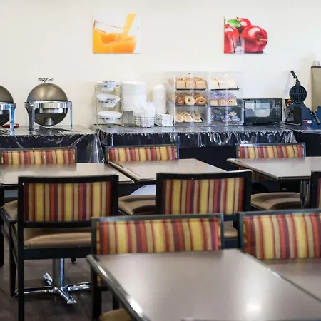 Quality Inn & Suites Camarillo-Oxnard-3