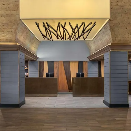 Embassy Suites By Hilton El Paso-2
