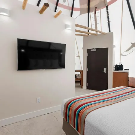 Bluff Dwellings Resort-2