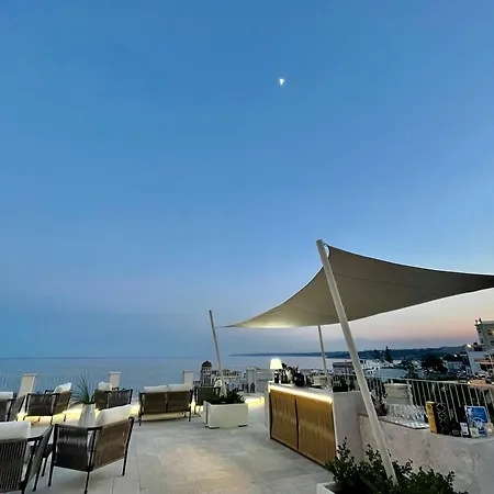 Est Hotel-3