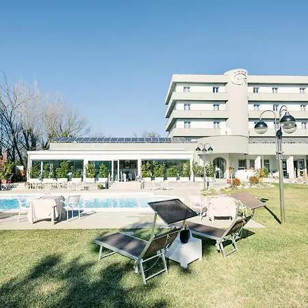 Hotel Garden Experience-2