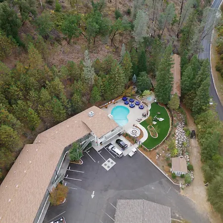 Cedar Lodge-3