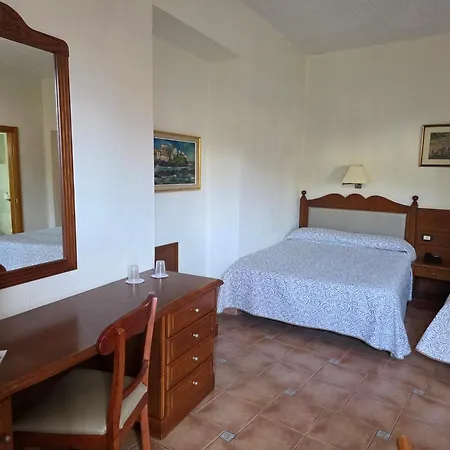 Hotel Monopol-3