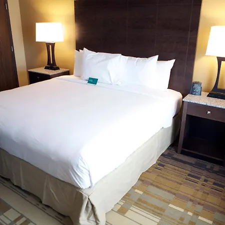 Homewood Suites By Hilton Coralville - Iowa River Landing-3