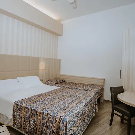 Hotel Gabriella-2