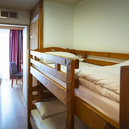 Hotel Alpen Roc-3