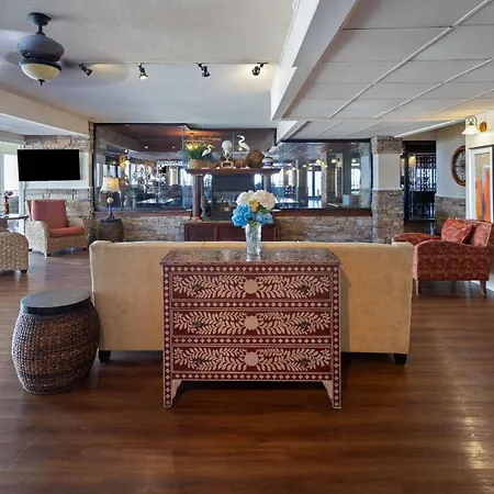 Howard Johnson Plaza By Wyndham Ocean City Oceanfront-2