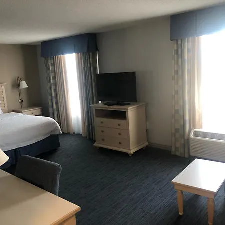 Hampton Inn & Suites - Cape Cod / West Yarmouth-3