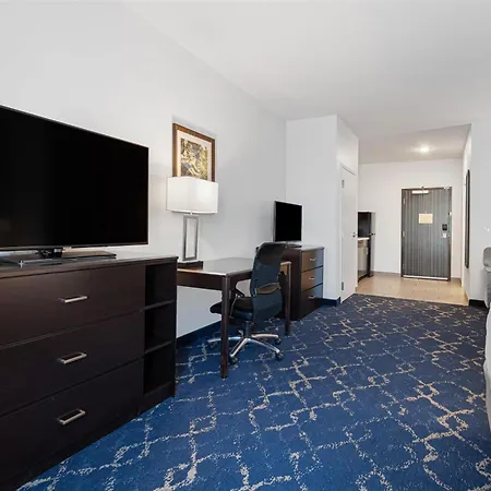 Best Western Plus New Richmond Inn & Suites-3