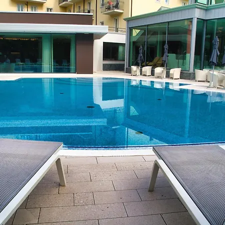 Villa Nicolli Romantic Spa Resort - Adults Only-3