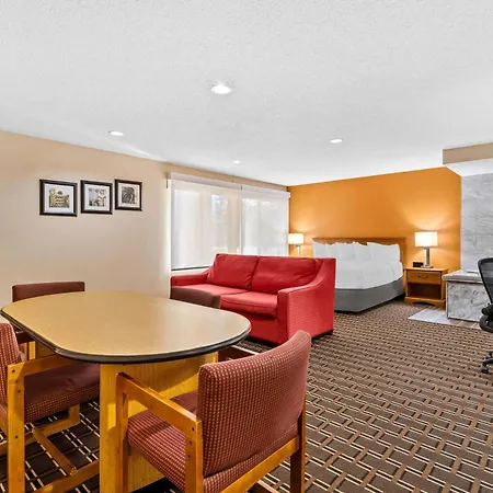 Days Inn By Wyndham Black River Falls - Access To Atv Trail-3