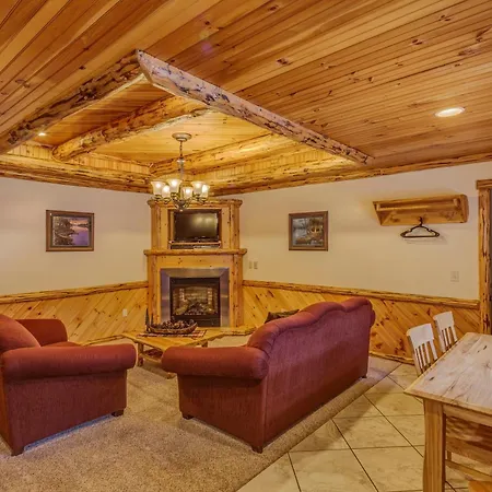Sojourner'S Lodge & Log Cabin Suites-3