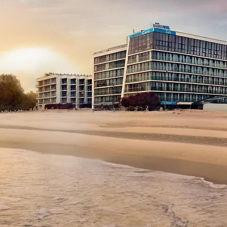 Marine Hotel By Zdrojowa-3