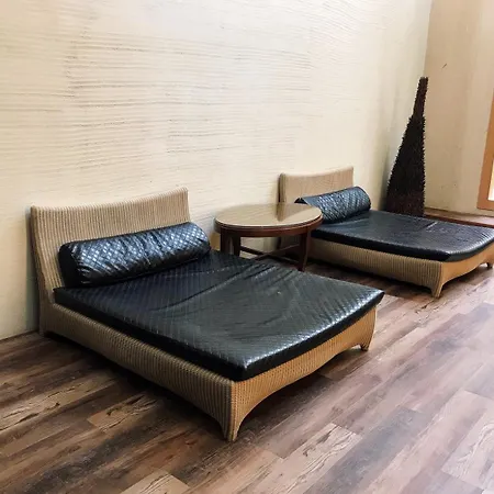 Chateau Boutique Motel-2