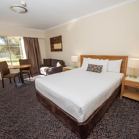 Best Western Plus Hovell Tree Inn-3