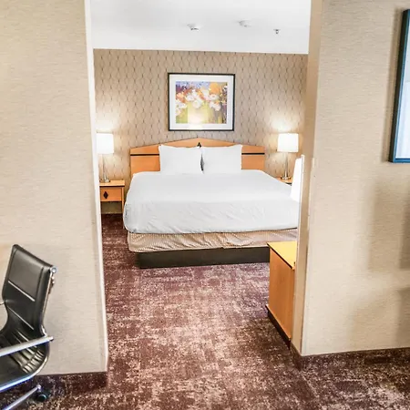 Crystal Inn Hotel & Suites - West Valley City-3