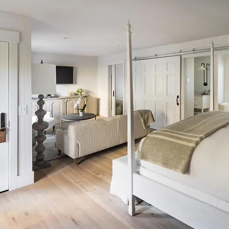 Farmhouse Inn-3