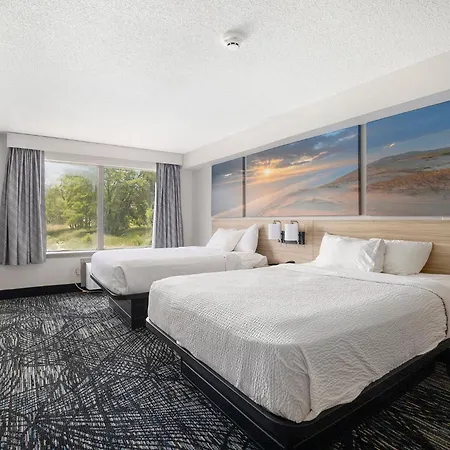 Days Inn & Suites By Wyndham Norton Shores Muskegon-2