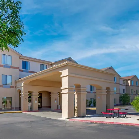 Comfort Inn & Suites Socorro-2